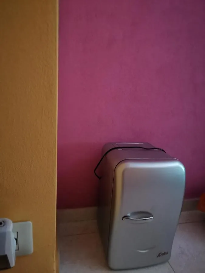 Ethos Rooms Cagliari 0*,  Italy